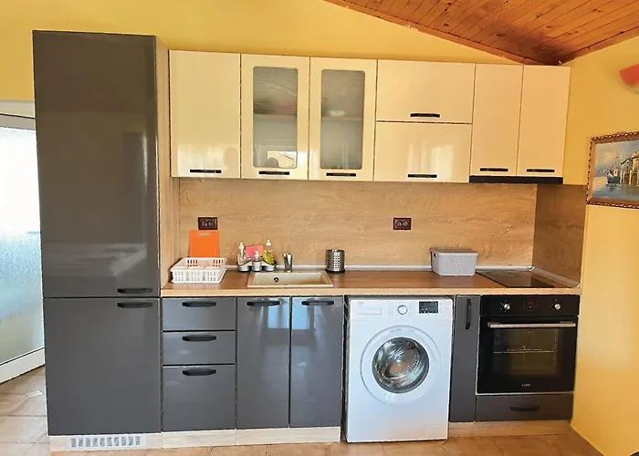 Guest House Polikseni
