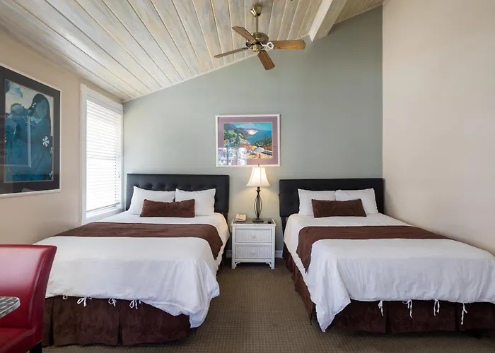 Glenmore Plaza Hotel
