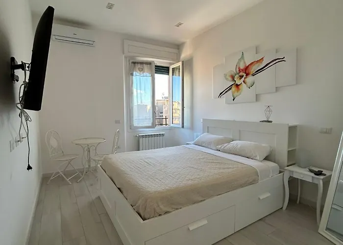 Vanilla Rooms