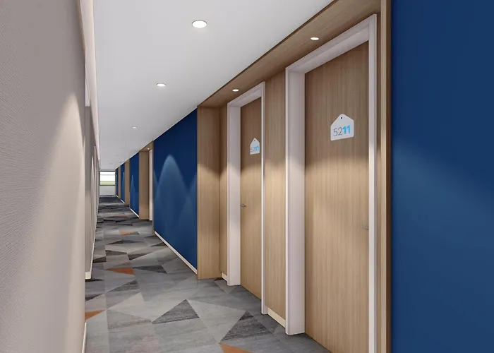Holiday Inn Express Shanghai Pudong Airport By Ihg