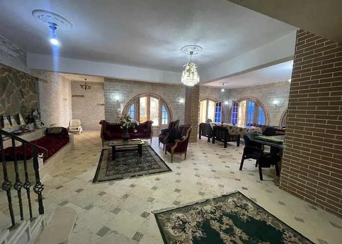 فيلا عائلات فقط Families Only - سيدى كرير Sidi Krir - خارج القرى السياحية Outside Tourist Villages- حديقة خاصة مستقله ومسبح خاص مشترك Private Garden-Shared Pool