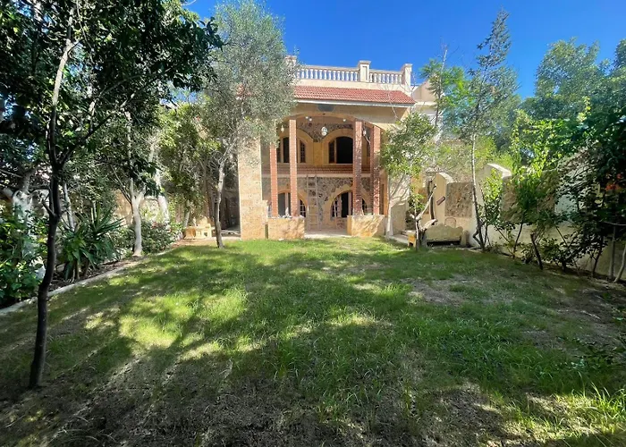 فيلا عائلات فقط Families Only - سيدى كرير Sidi Krir - خارج القرى السياحية Outside Tourist Villages- حديقة خاصة مستقله ومسبح خاص مشترك Private Garden-Shared Pool