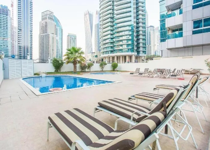 Luxury s In Dubai Marina