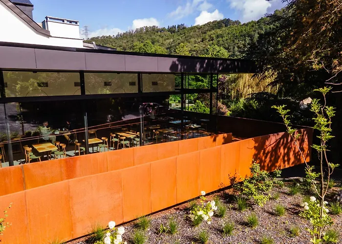 Hostellerie La Claire Fontaine, Logis Hotels & Spa