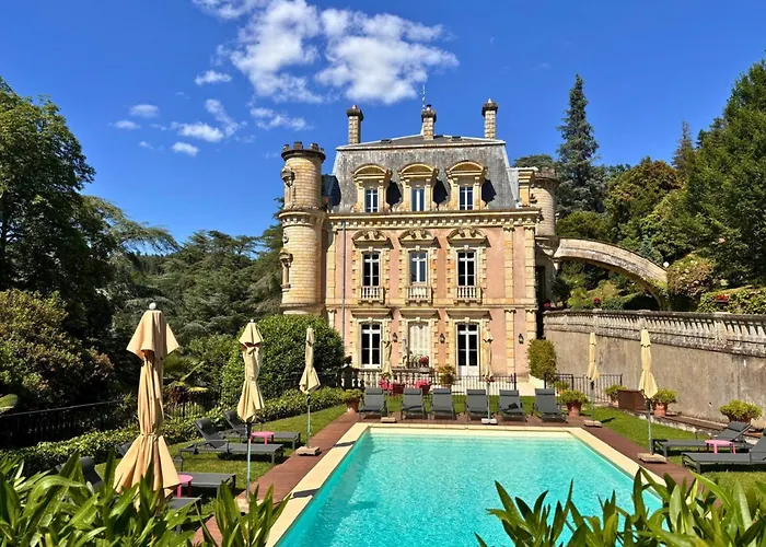Animaux admis Château Clément - Les Collectionneurs