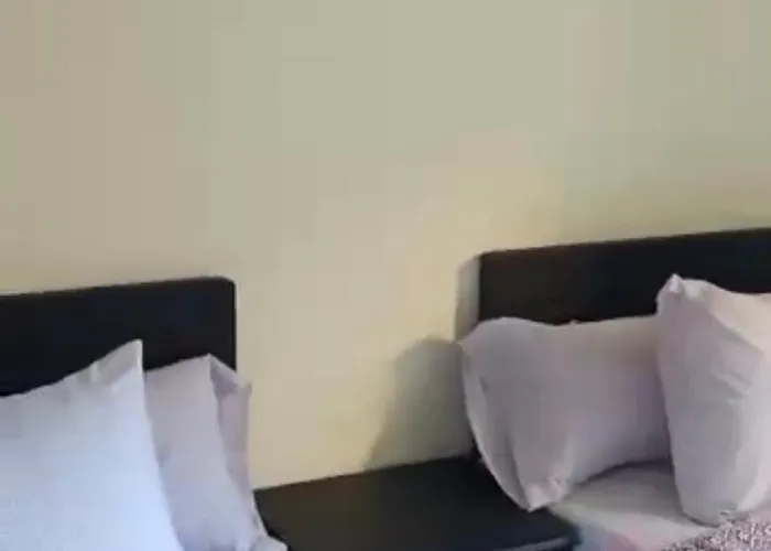 مارينا فالى