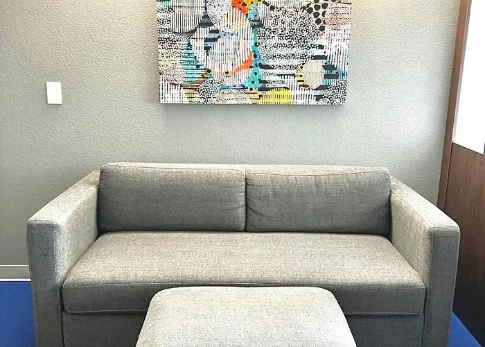 Microtel Inn & Suites By Wyndham Austin Airport