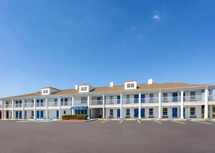 Baymont By Wyndham Brunswick Ga