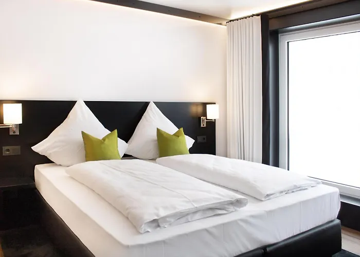 Hotel Am Lh By Wmm s