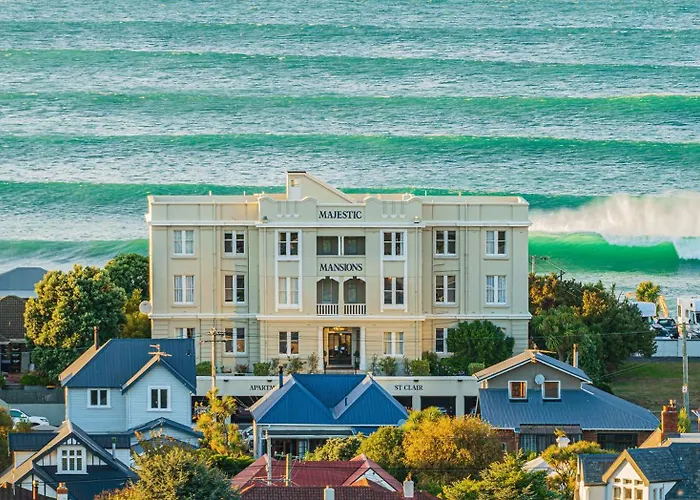 Majestic Mansions - Apartments At St Clair