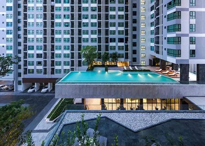 Base Central Pattaya By Mickey