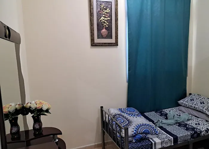 Top House Hostel