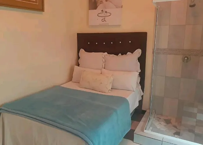 Private villas Valley Center Guest