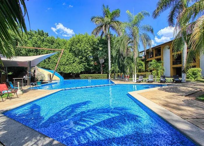 Family resorts Ciudad Real Palenque