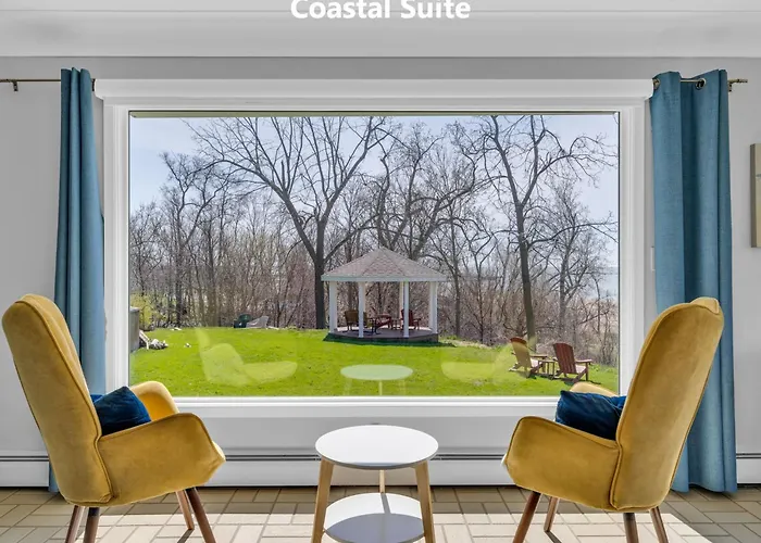 Family Friendly Hotels Coastal Suite #1 Cozy Suite #2 - Seacliff Beach Suites