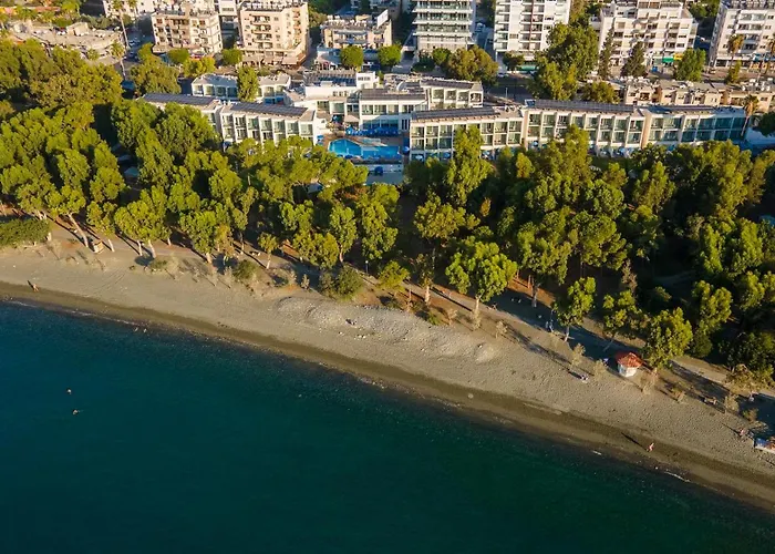 Park Beach Hotel
