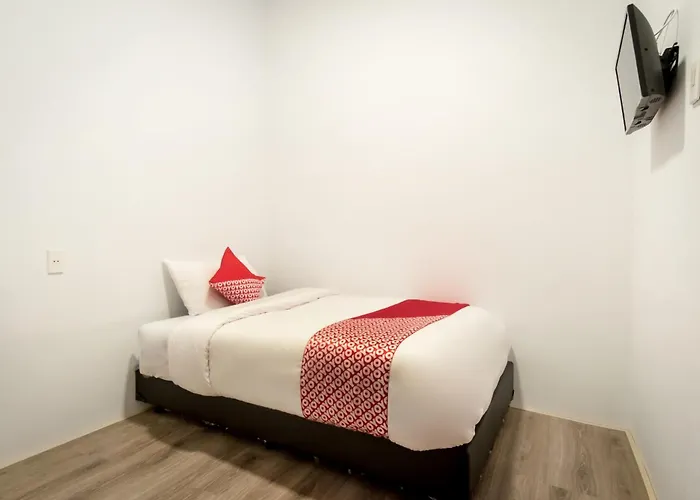 Hotel O Metropolitan Homestay Near Komplek Asia Megamas Medan