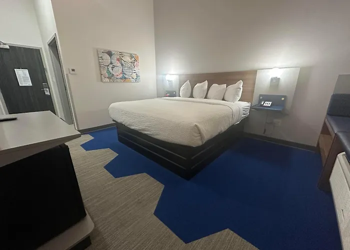 Microtel Inn & Suites By Wyndham Amarillo West