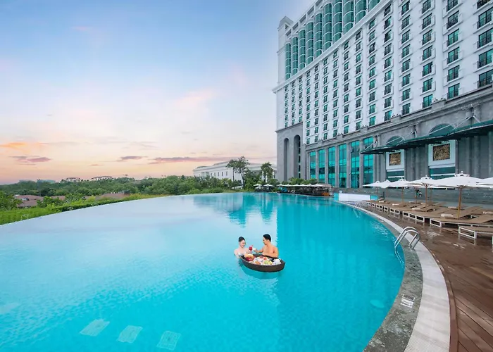 Luxury hotel only: Flc Halong Bay Golf Club & Luxury Resort