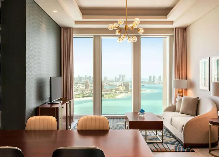 Wyndham Grand West Bay Beach