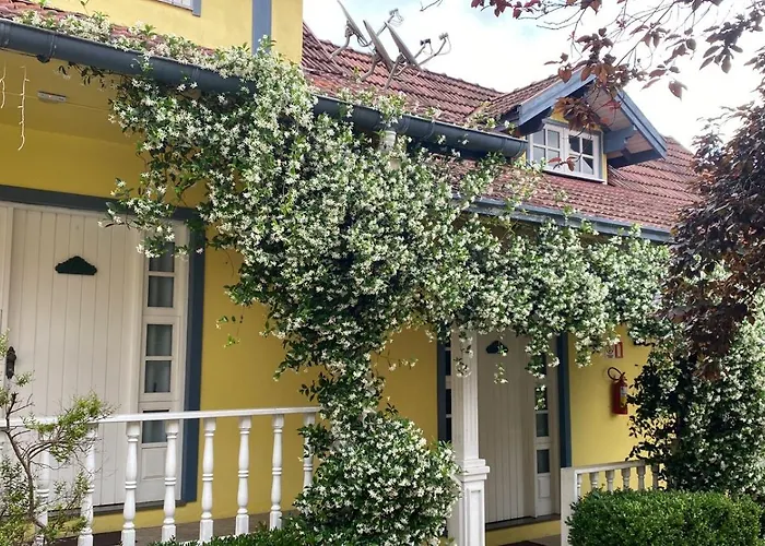 Aluguéis de temporada: Apartamentos Sulla Collina Centro de Gramado localizado próximo da rua Coberta