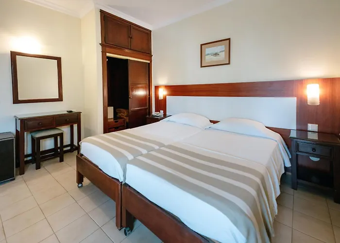Hotel Avenida Praia