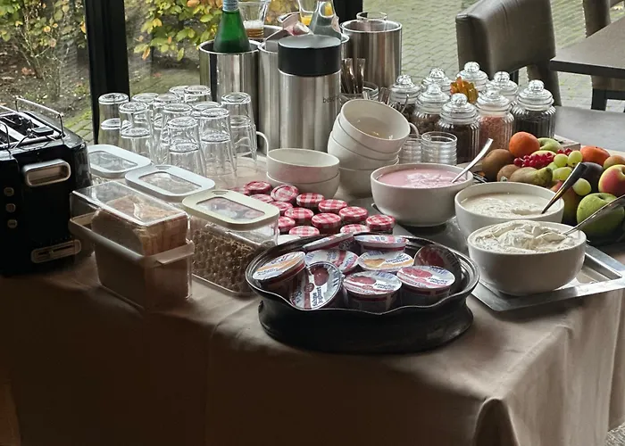 Ping Pong hotel: Hotel Restaurant Het Witte Paard