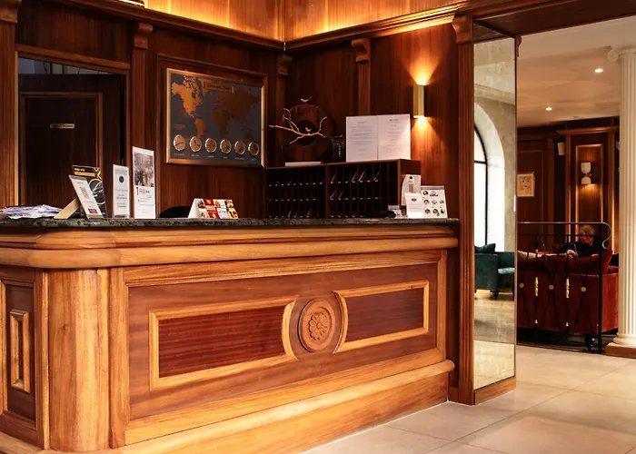 4 star hotel: Hotel Derby Eiffel