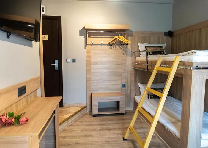 Hotel Allur