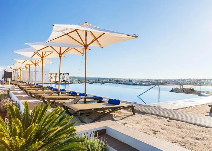  Jupiter Marina - Couples & Spa (Adults Only)