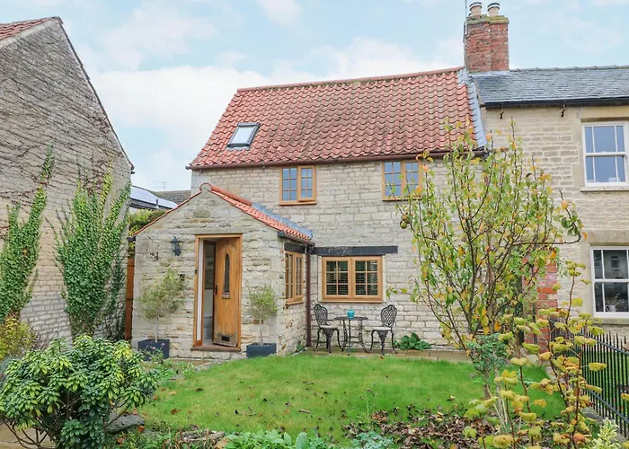 Pets Allowed Hotel Apple Tree Cottage