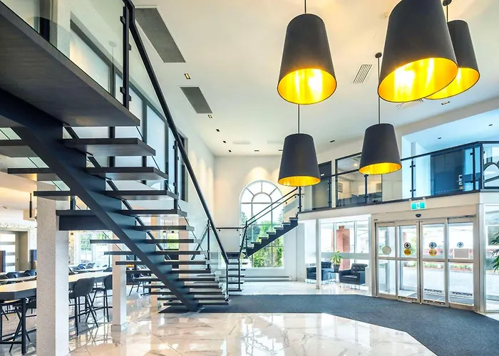  Les Suites De Laviolette Ascend Collection