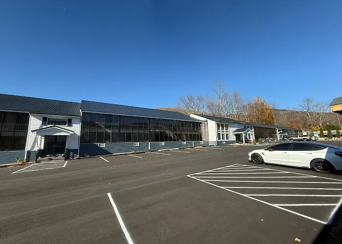 Travelodge By Wyndham Lincoln Near White Mountain