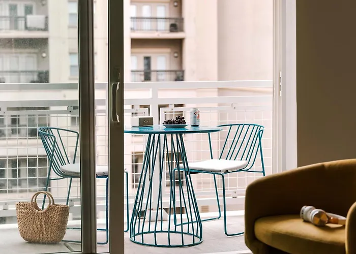 Resort: Midtown South