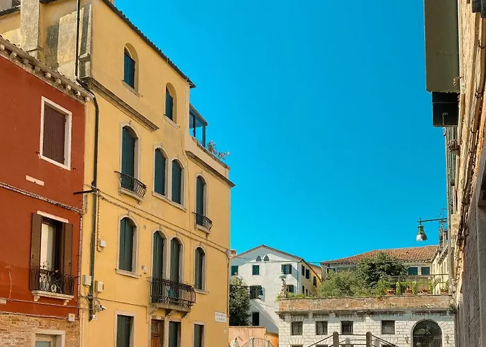 Ca' San Trovaso - 6 Rooms