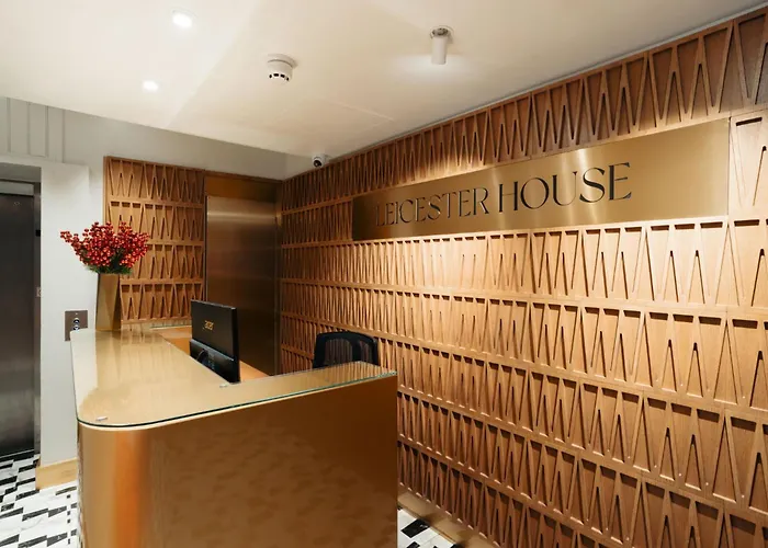 Golf hotels Leicester House
