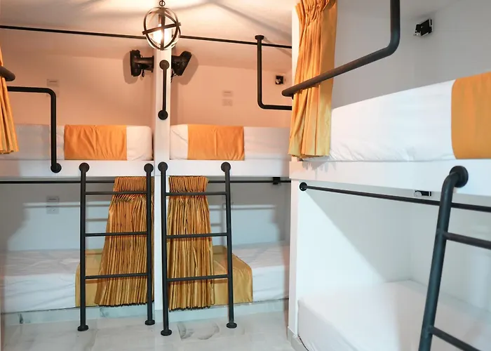 Qantic Lodging