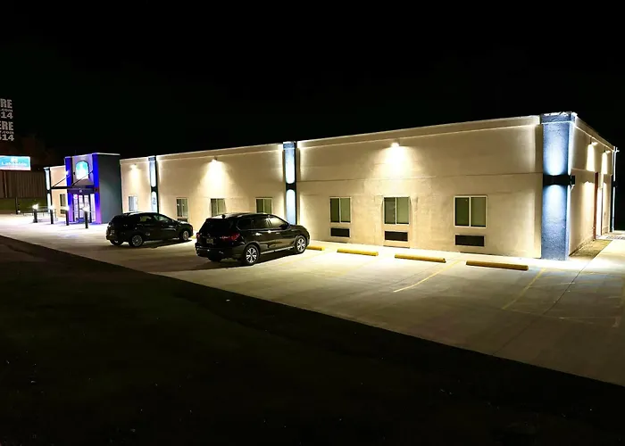 Lakeside Inn And Suites