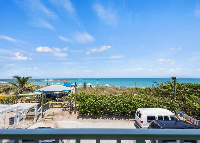Oceanfront Inn Room #18- Ocean View Balcony