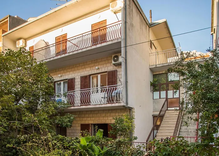 Apartments Nuic