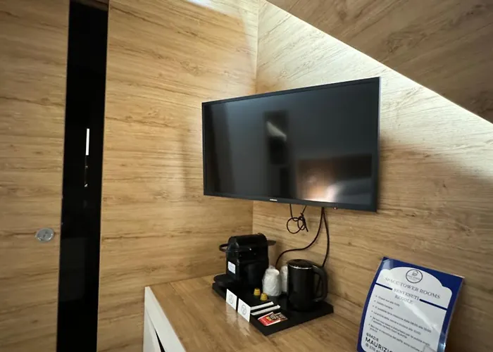 Space Tower Rooms