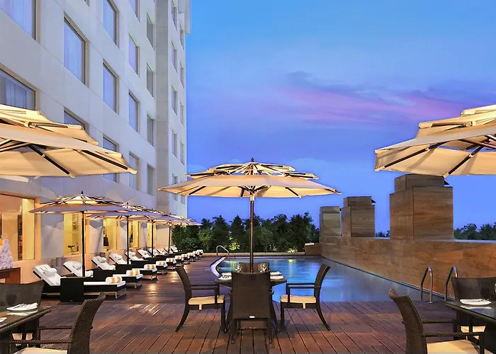 Hotel suites Four Points By Sheraton And Serviced Apartments Pune