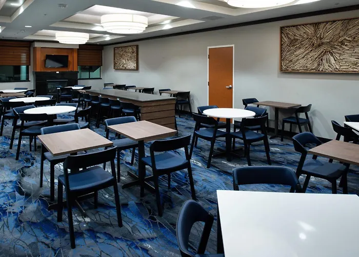 Fairfield Inn & Suites Santa Cruz - Capitola