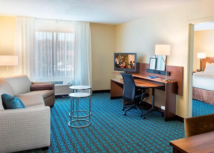 Fairfield Inn & Suites By Marriott Atlanta Buford/Mall Of Georgia
