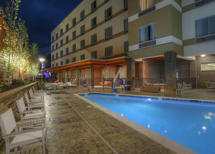 Fairfield Inn & Suites By Marriott Downtown