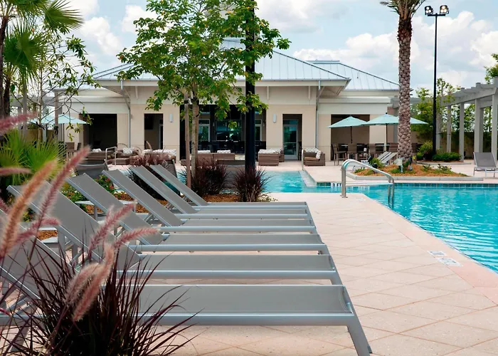 Springhill Suites By Marriott Orlando At Flamingo Crossings Town Center-Western Entrance