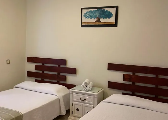 Hotel Jardin De Cervantes