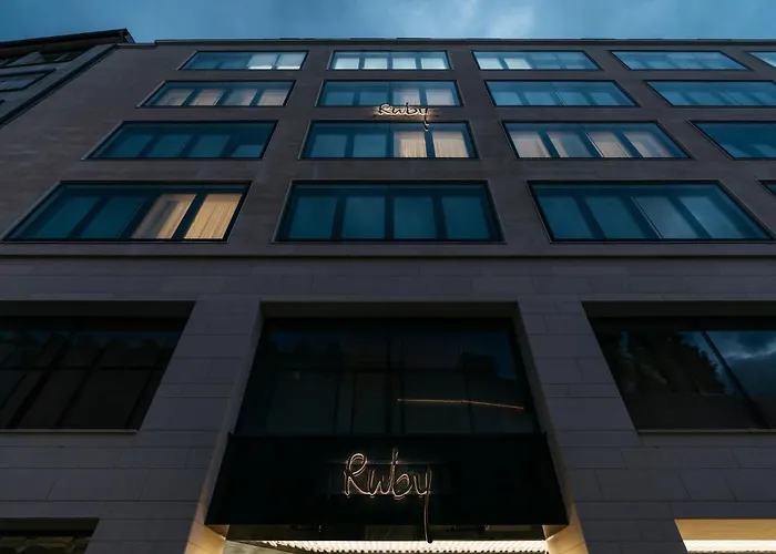 Hotel mit Aussicht: Ruby Rosi Hotel Munich