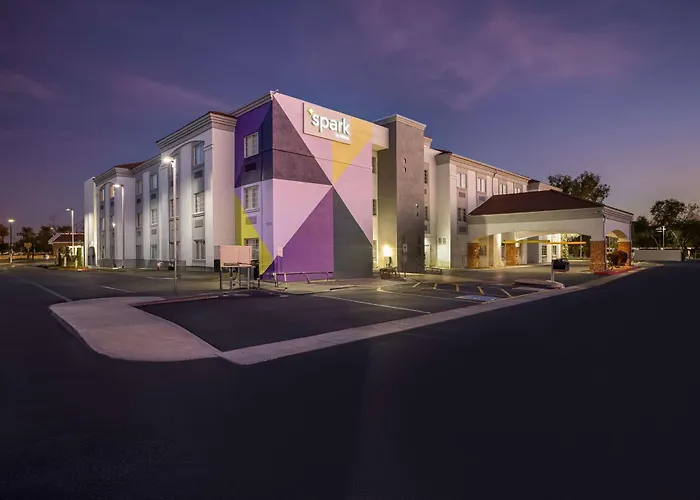 Spark By Hilton Phoenix--Peoria
