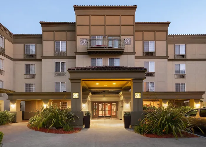 Family Friendly Hotels Larkspur Landing Extended Stay Suites Folsom